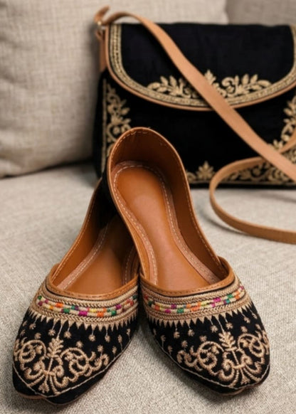 Ladies Ethnic Velvet Khussa Online in KSA Riyadh Saudi Arabia Oman Bahrain Qatar