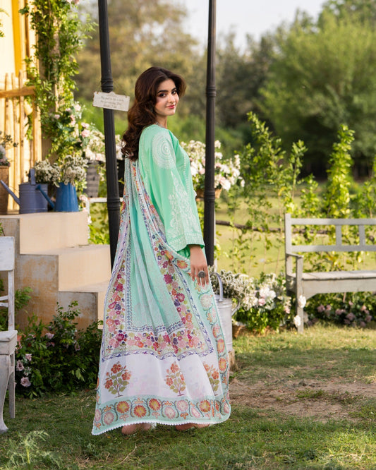 Ladies Green Chiffon Embroidered Salwar Kameez Online in KSA Riyadh Saudi Arabia Oman Bahrain Qatar