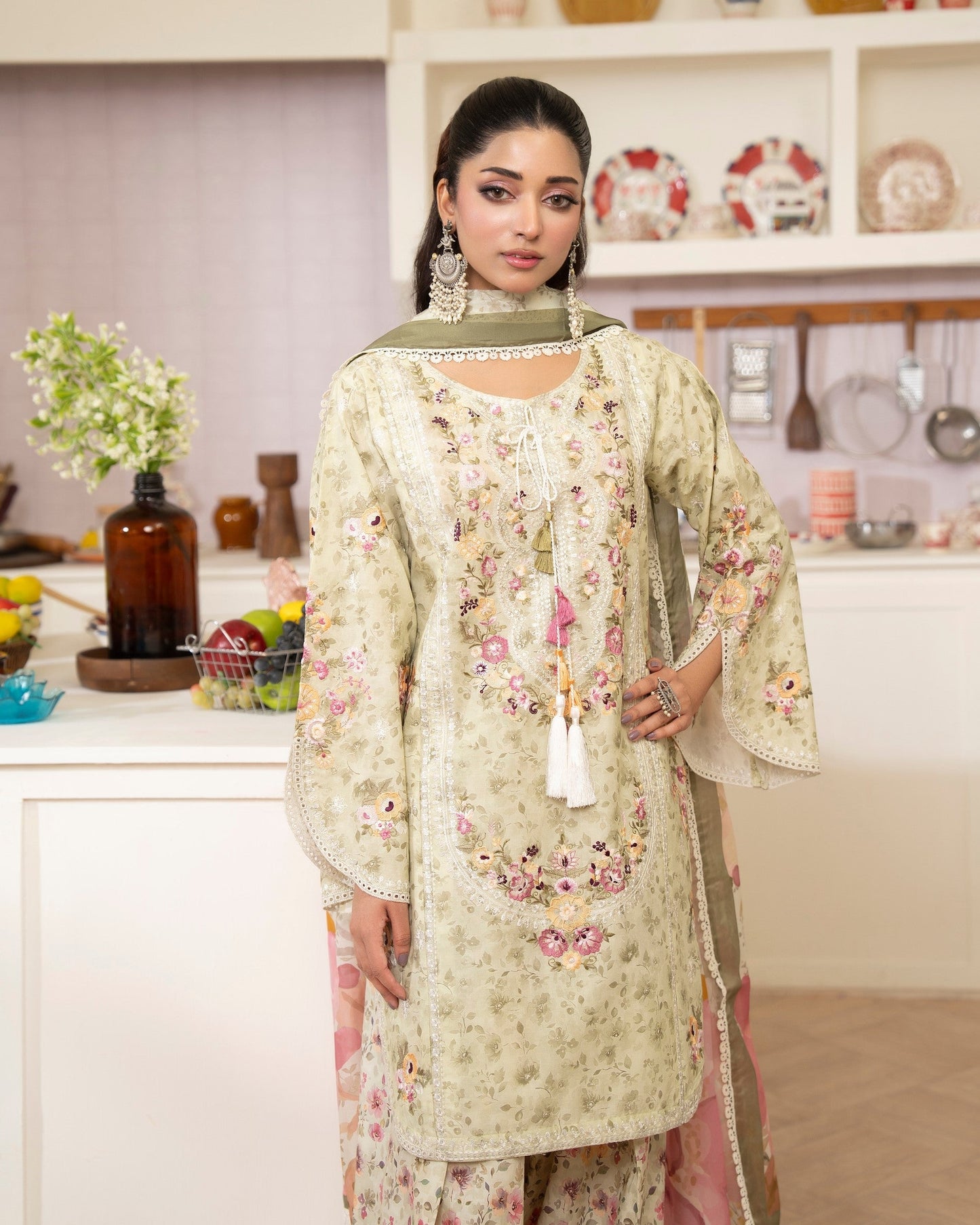 Ladies Green Lawn Suit Farshi Shalwar Online in UK USA Canada