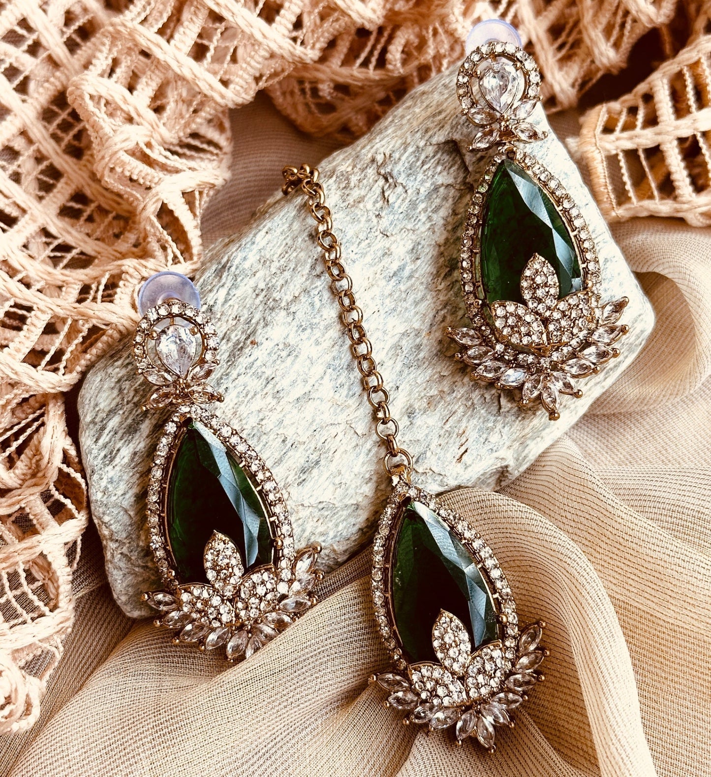 Ladies Green Necklace Set Online in KSA Riyadh Saudi Arabia Oman Bahrain Qatar