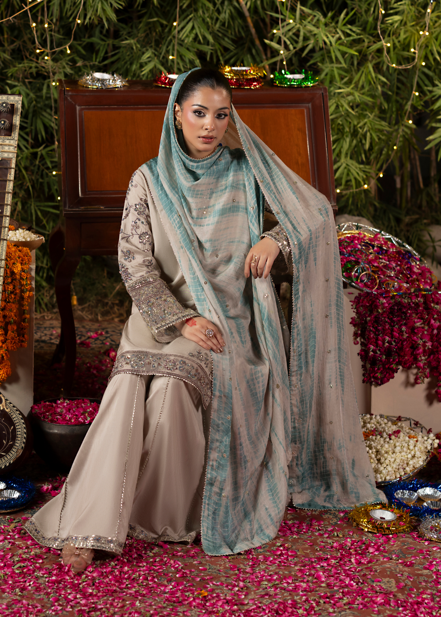Ladies Grey Raw Silk Embroidered Pakistani Suit Online in Dubai UAE Abudhabi Ajman Sharjah