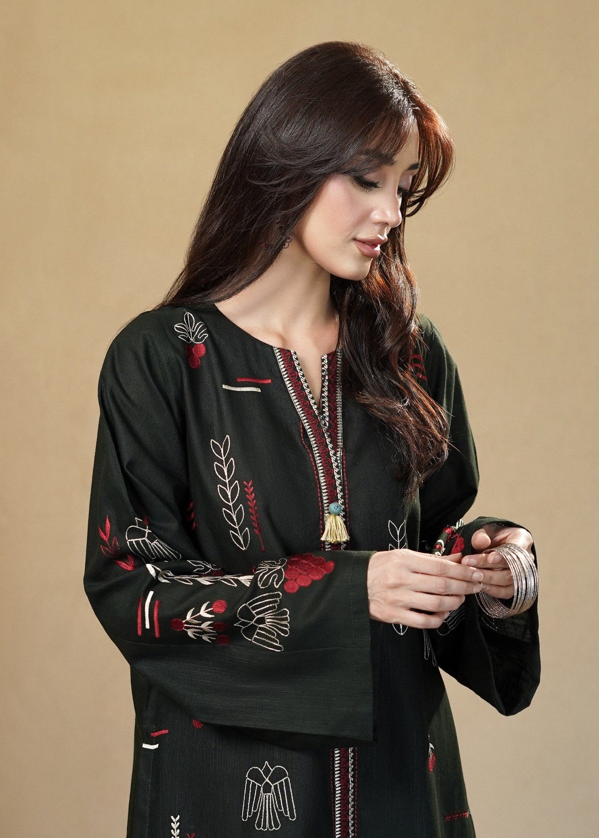 Ladies Hunter Green Slub Khaddar Embroidered Online in Sri Lanka India Australia
