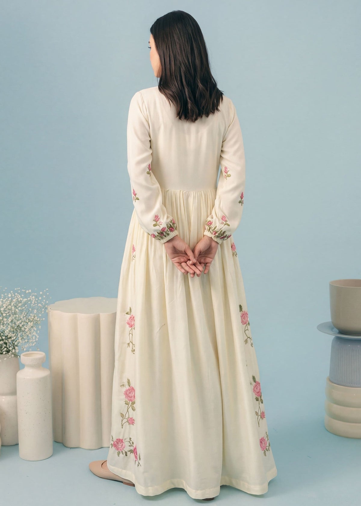 Ladies Ivory Linen Pishwas Pakistani Suit Online in KSA Riyadh Saudi Arabia Oman Bahrain Qatar