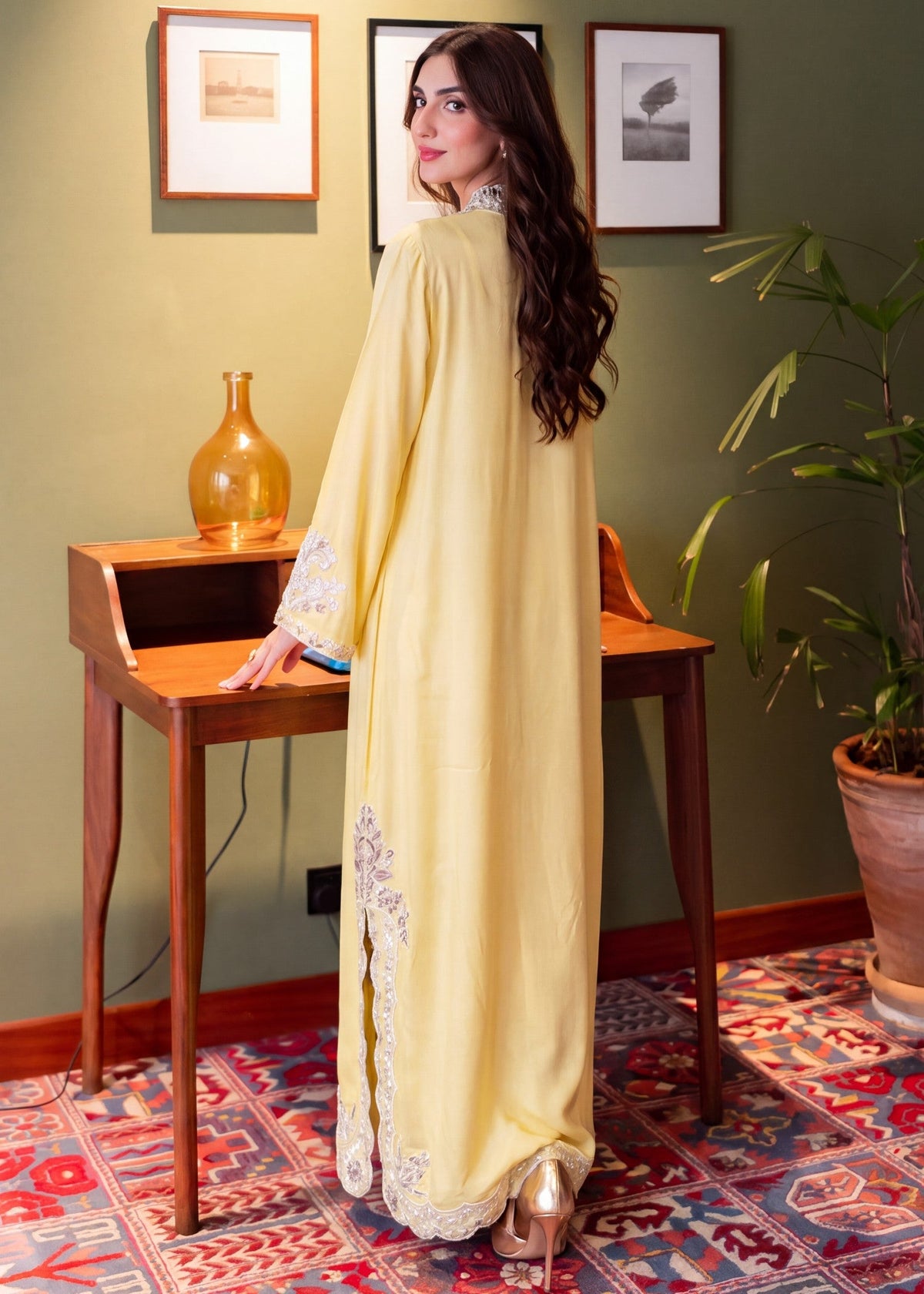 Ladies Light Yellow Linen Kaftan Pakistani Suit Online in KSA Riyadh Saudi Arabia Oman Bahrain Qatar
