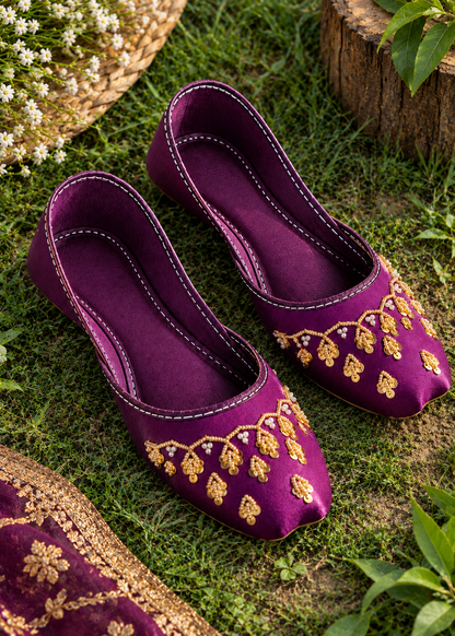 Ladies Magenta Embroidered Ethnic Shoes Online in UK USA Canada