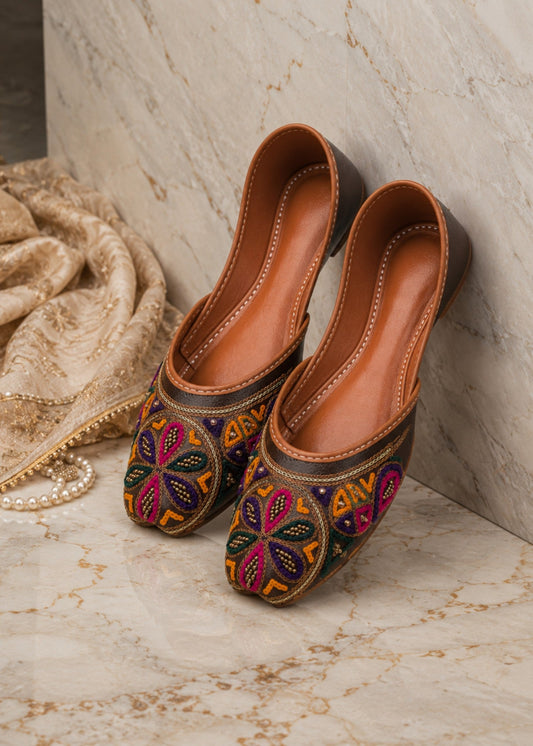Ladies Multicolor Embroidered Ethnic Shoes Online in Sri Lanka India Australia