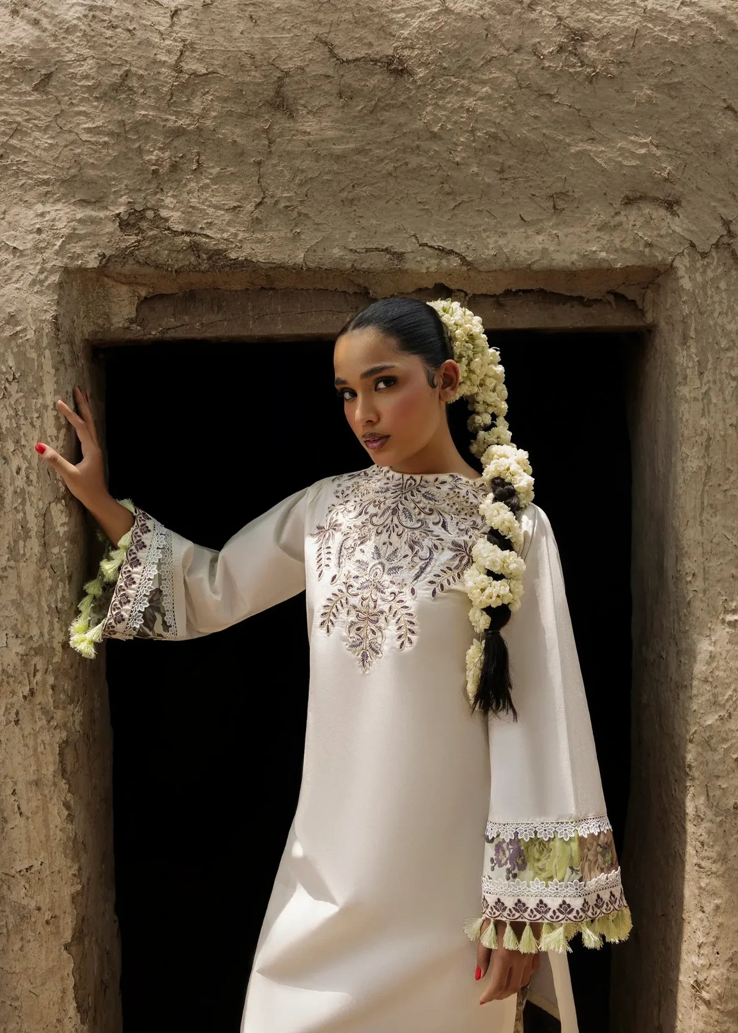 Ladies Off-White Lawn Cotton Kurta with Farshi Shalwar Online in UK USA Canada