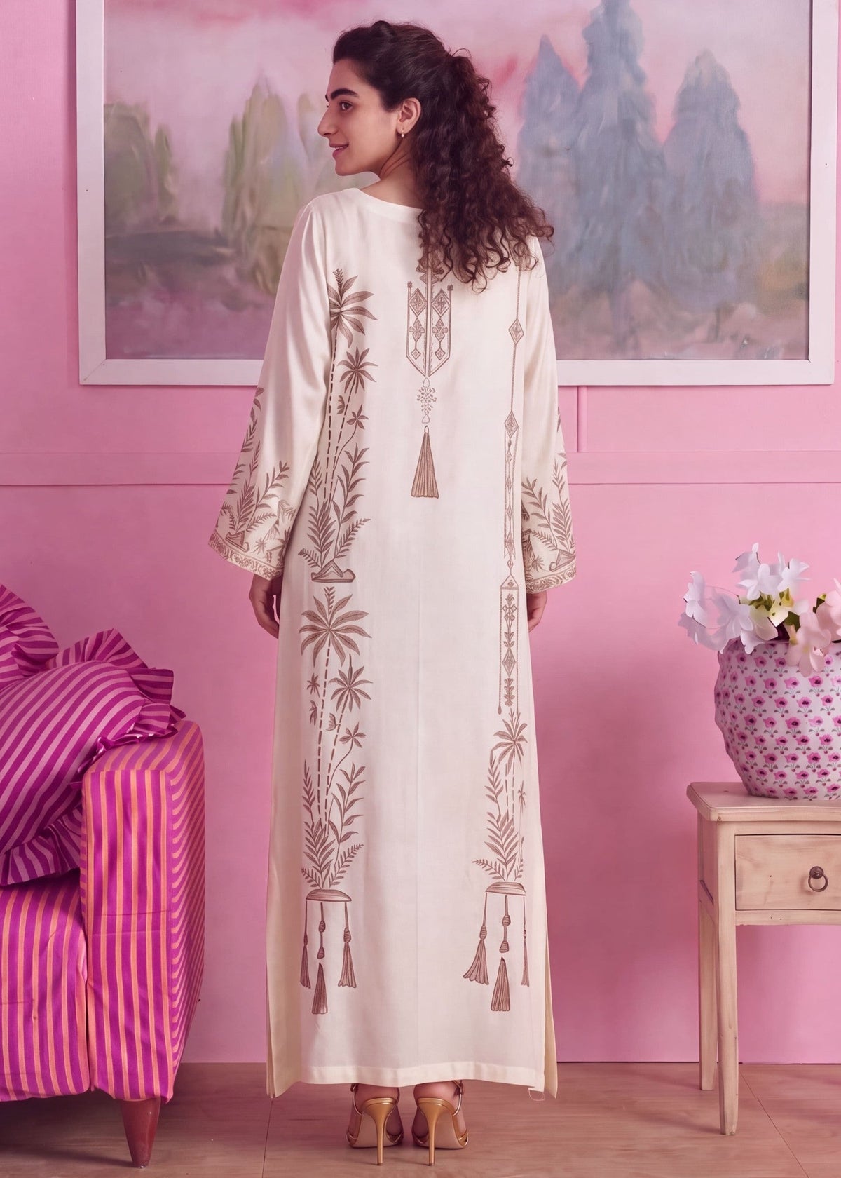 Ladies Off-White Linen Kaftan Pakistani Clothes Online in KSA Riyadh Saudi Arabia Oman Bahrain Qatar