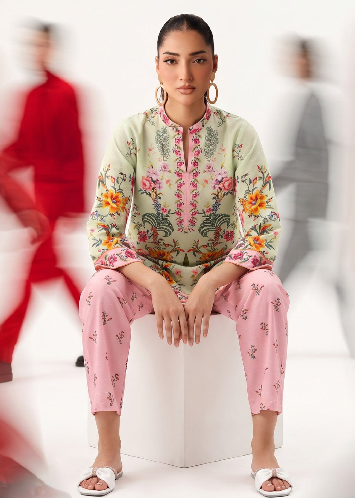 Ladies Pastel Green Slub Lawn Kurta Set Online in KSA Riyadh Saudi Arabia Oman Bahrain Qatar