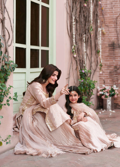 Ladies Pastel Pink Silk Wedding Guest Outfit Online in UK USA Canada