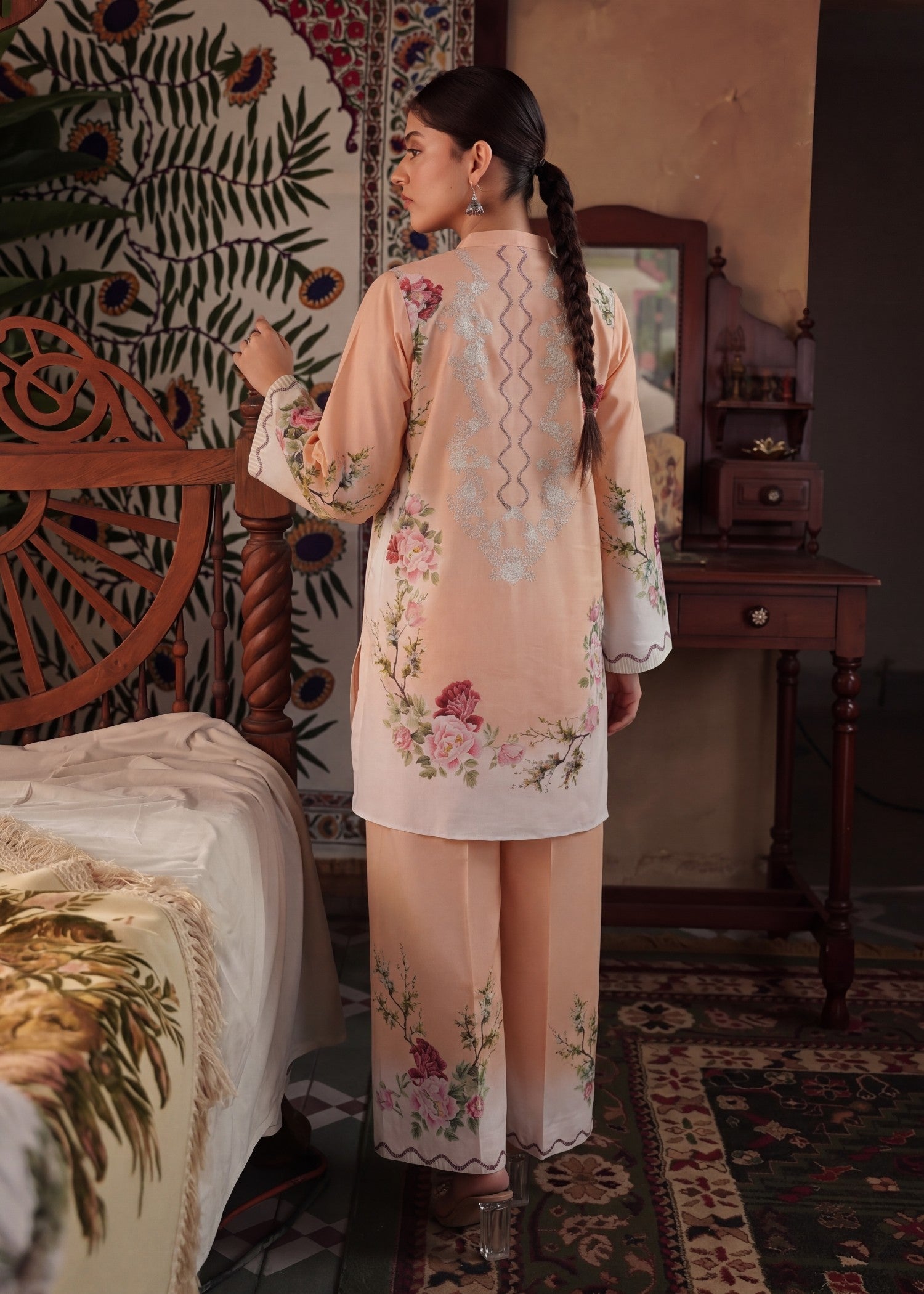 Ladies Peach Lawn Printed Pakistani Suit Online in KSA Riyadh Saudi Arabia Oman Bahrain Qatar