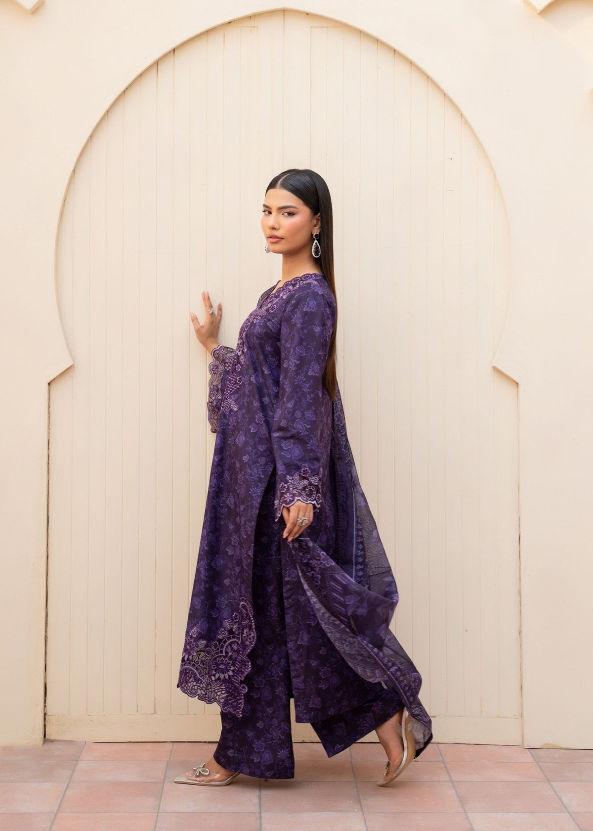 Ladies Purple Heart Khaddar Salwar Kameez Winter Wear Online in KSA Riyadh Saudi Arabia Oman Bahrain Qatar