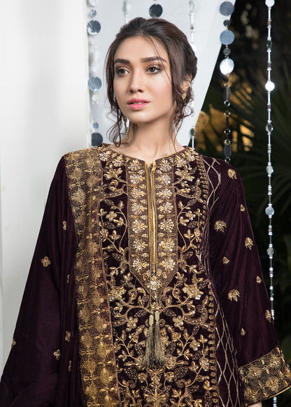 Ladies Purple Velvet Wedding Guest Salwar Kameez Online in KSA Riyadh Saudi Arabia Oman Bahrain Qatar