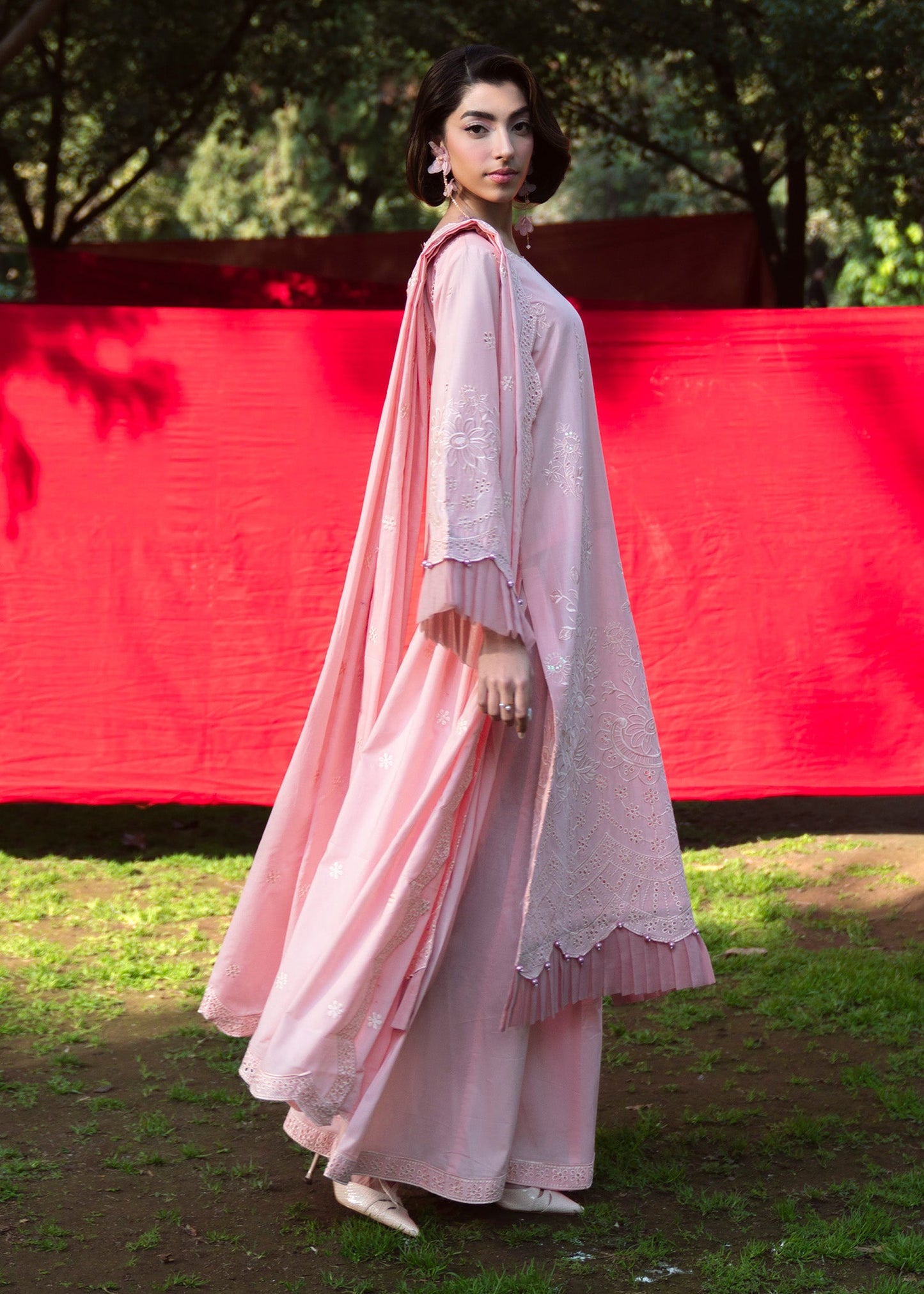 Ladies Straight Cut Lawn Suit Online in UK USA Canada