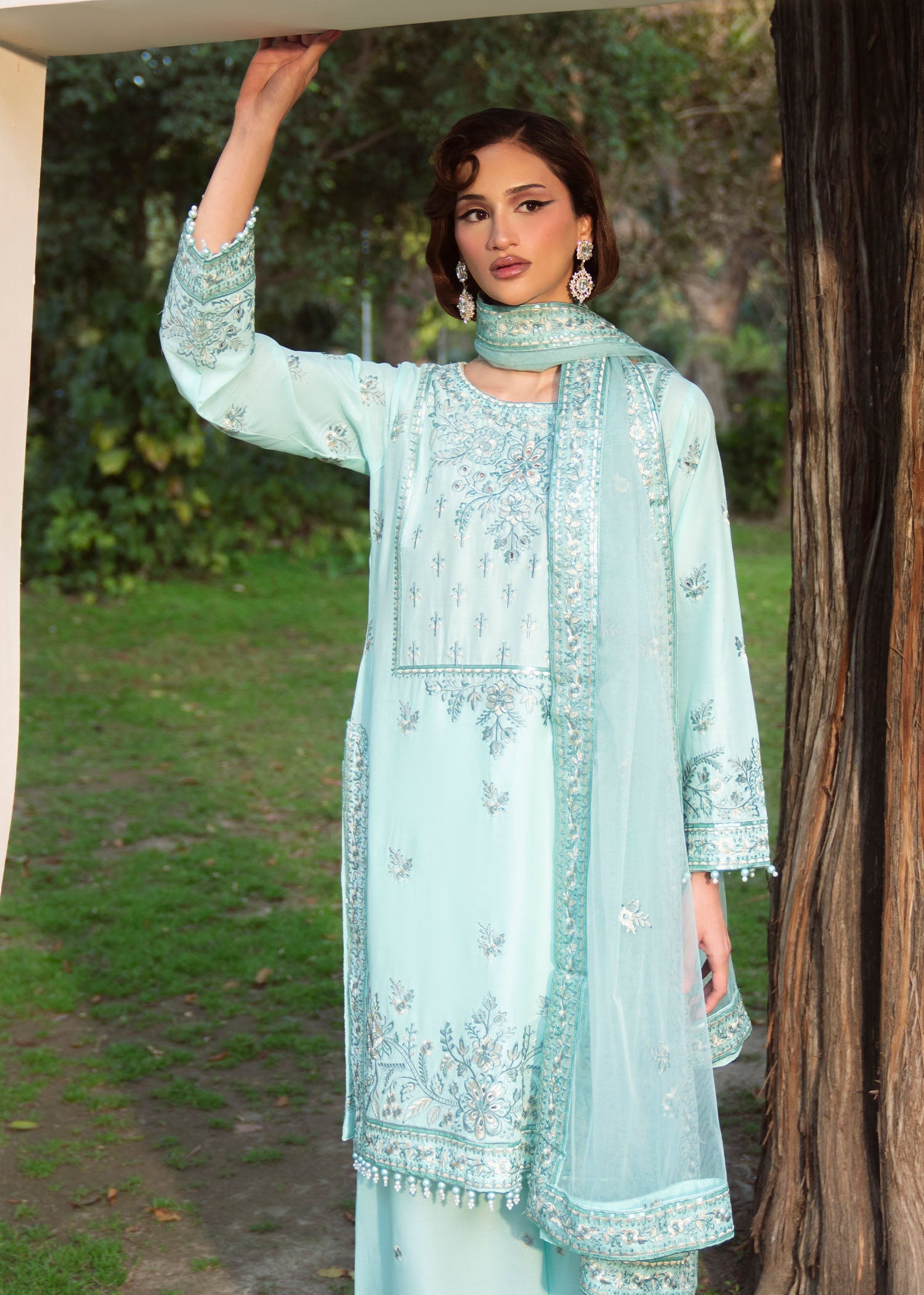 Ladies Summer Lawn Embroidered Suit Online in UK USA Canada