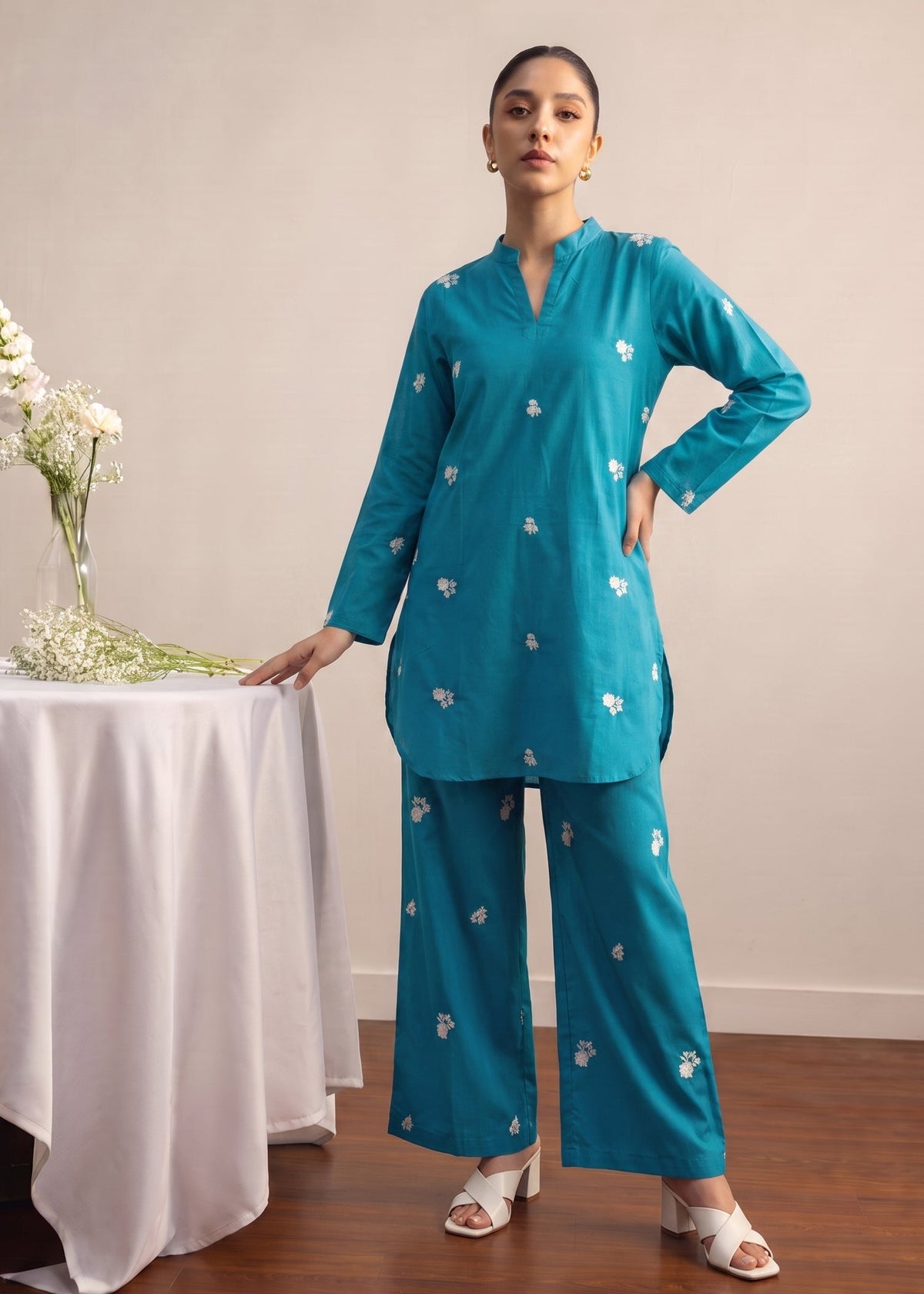 Ladies Teal Embroidered Lawn Kurta Pajama Online in UK USA Canada