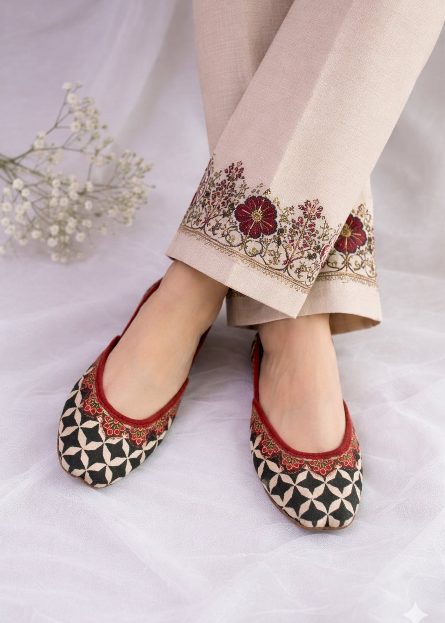 Ladies Velvet Jutti Online in KSA Riyadh Saudi Arabia Oman Bahrain Qatar