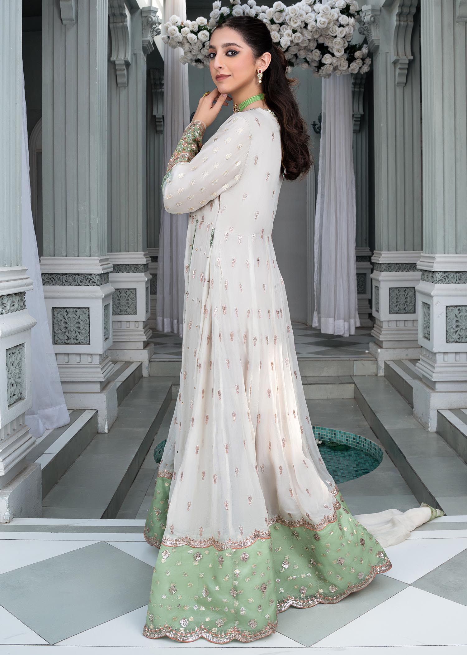 Ladies White Embellished Chiffon Salwar Kameez Online in UK USA Canada