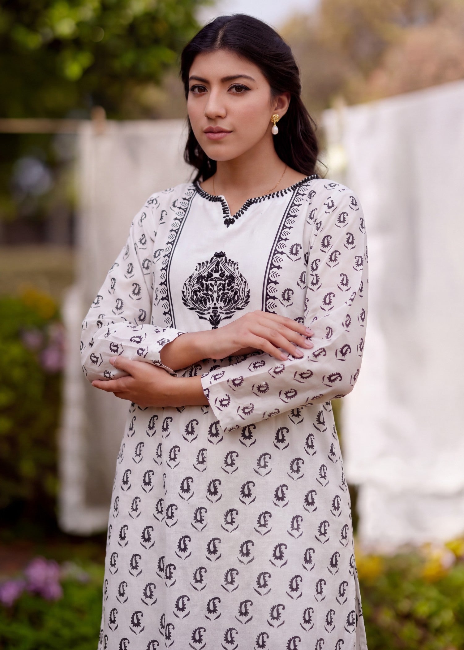 Ladies White Embellished Kurta Pajama Online in UK USA Canada