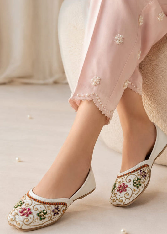 Ladies White Khussa Sandals with Rubber Sole Online in KSA Riyadh Saudi Arabia Oman Bahrain Qatar