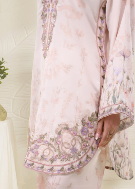Ladies White Silk Straight Cut Kurta with Trouser Online in KSA Riyadh Saudi Arabia Oman Bahrain Qatar