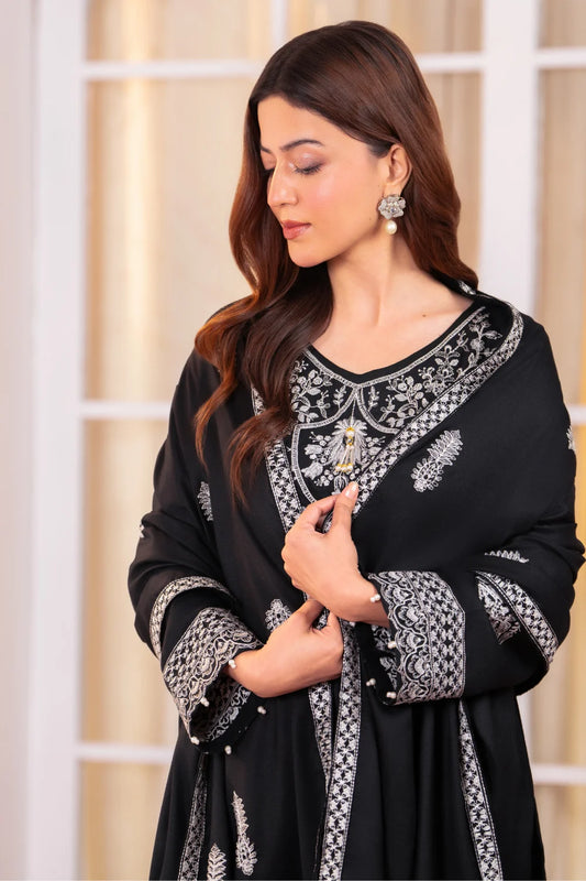 Black Dhanak Embroidered Kurta Set with Dupatta