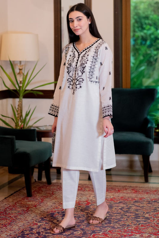 Embroidered Kurta Pant Set