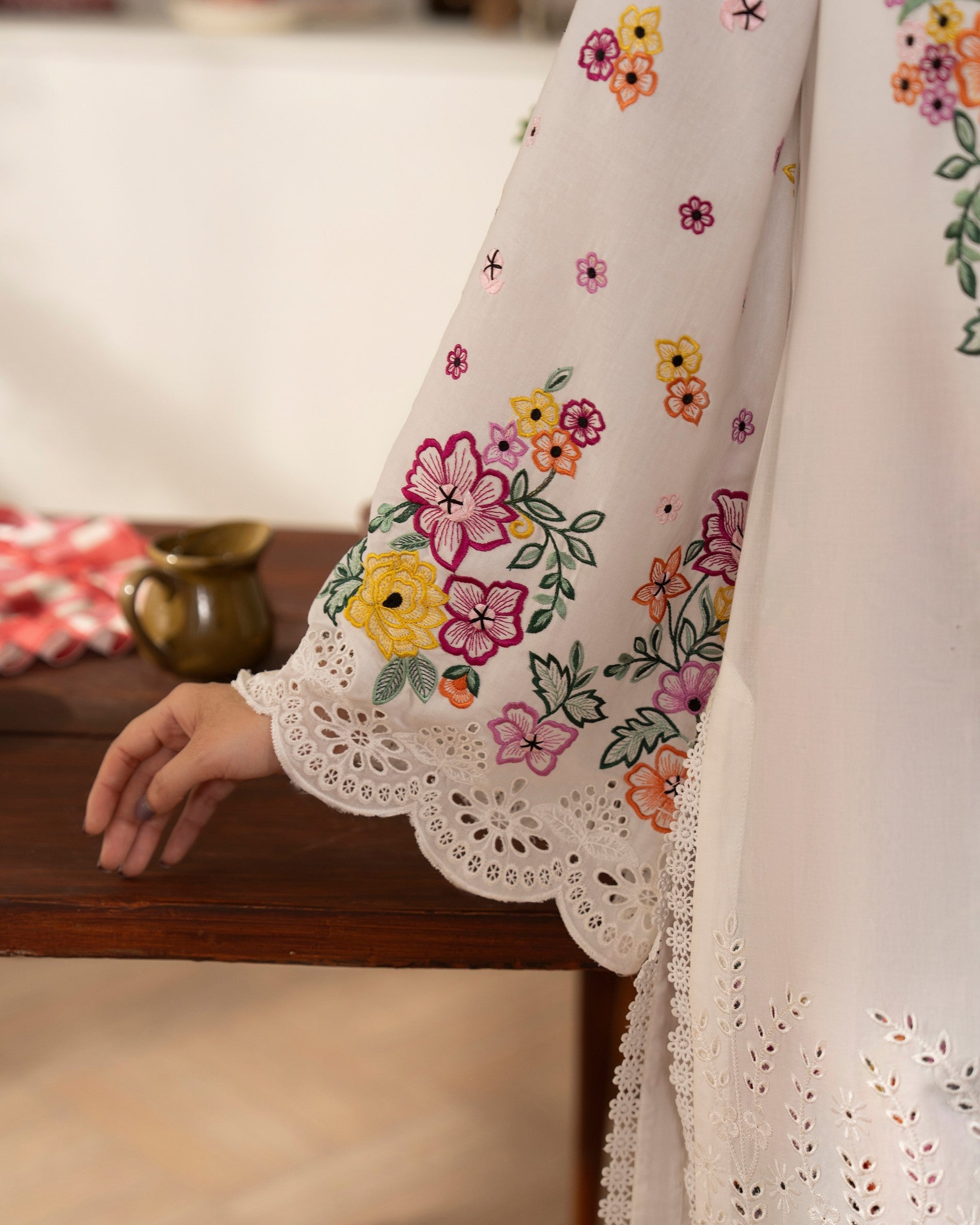 Lawn Embroidered Suit for Women Online in Dubai UAE Abudhabi Ajman Sharjah