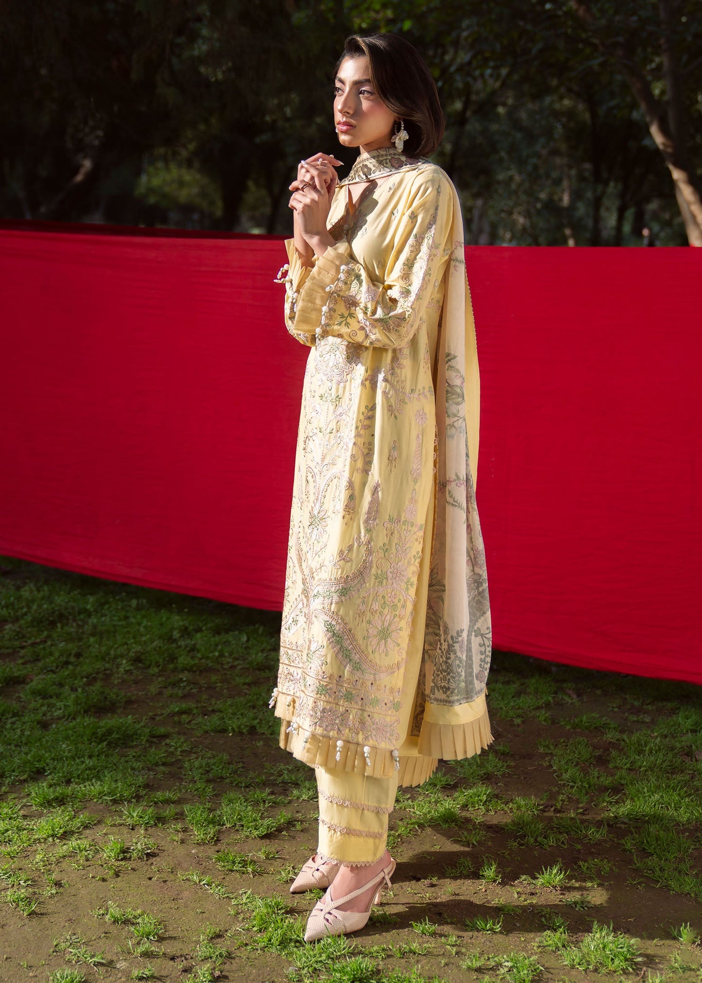 Light Yellow Lawn 3 Piece Suit Online in Dubai DXB UAE Abudhabi Meena Bazaar