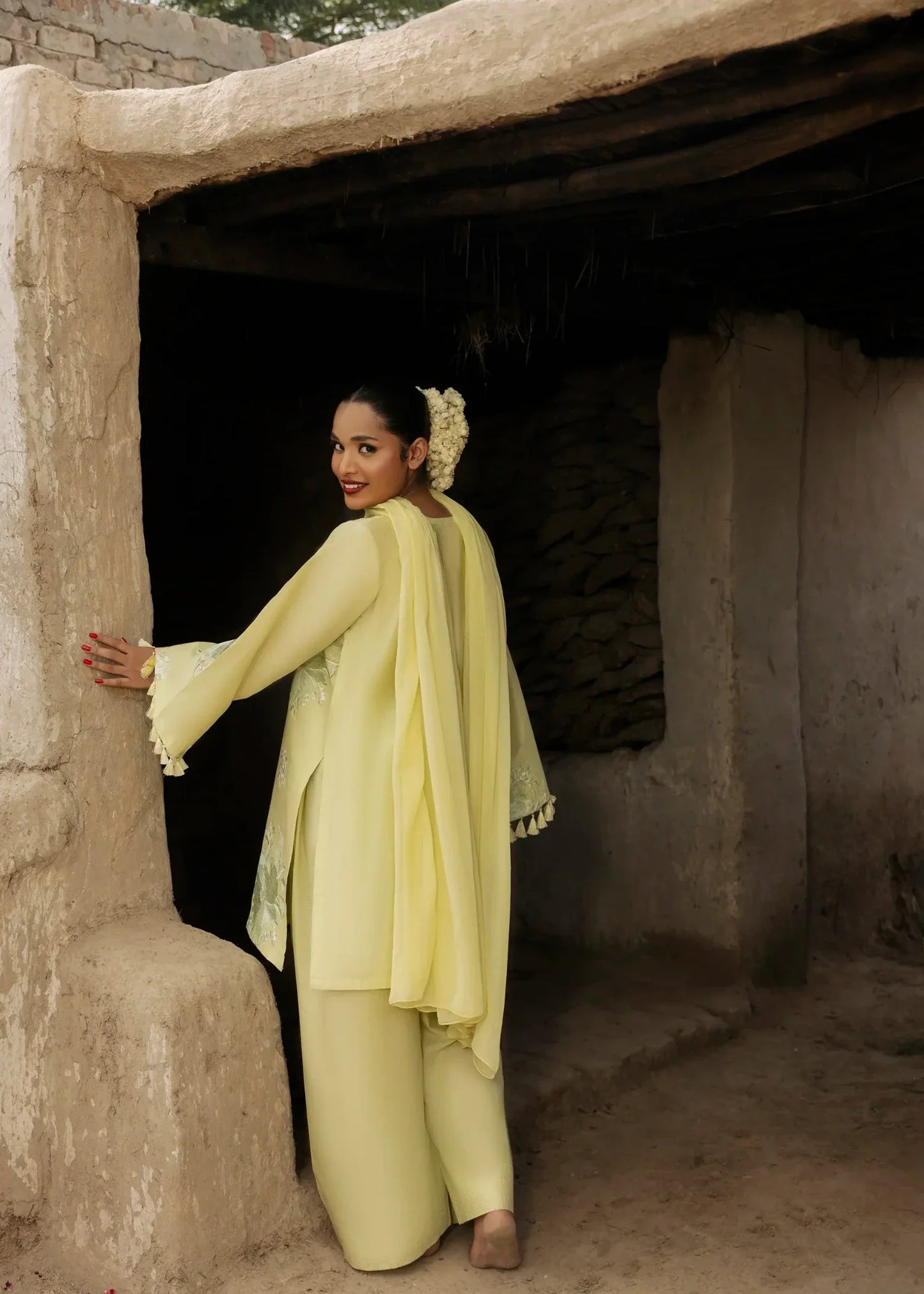 Light Yellow Straight Kurta with Plazzo Online in Dubai UAE Abudhabi Ajman Sharjah