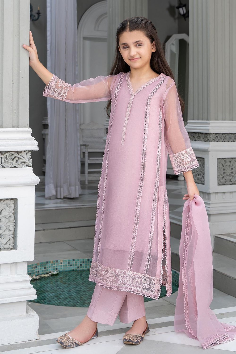 Lilac Embroidered Organza Salwar Kameez Online in Dubai UAE Abudhabi Ajman Sharjah