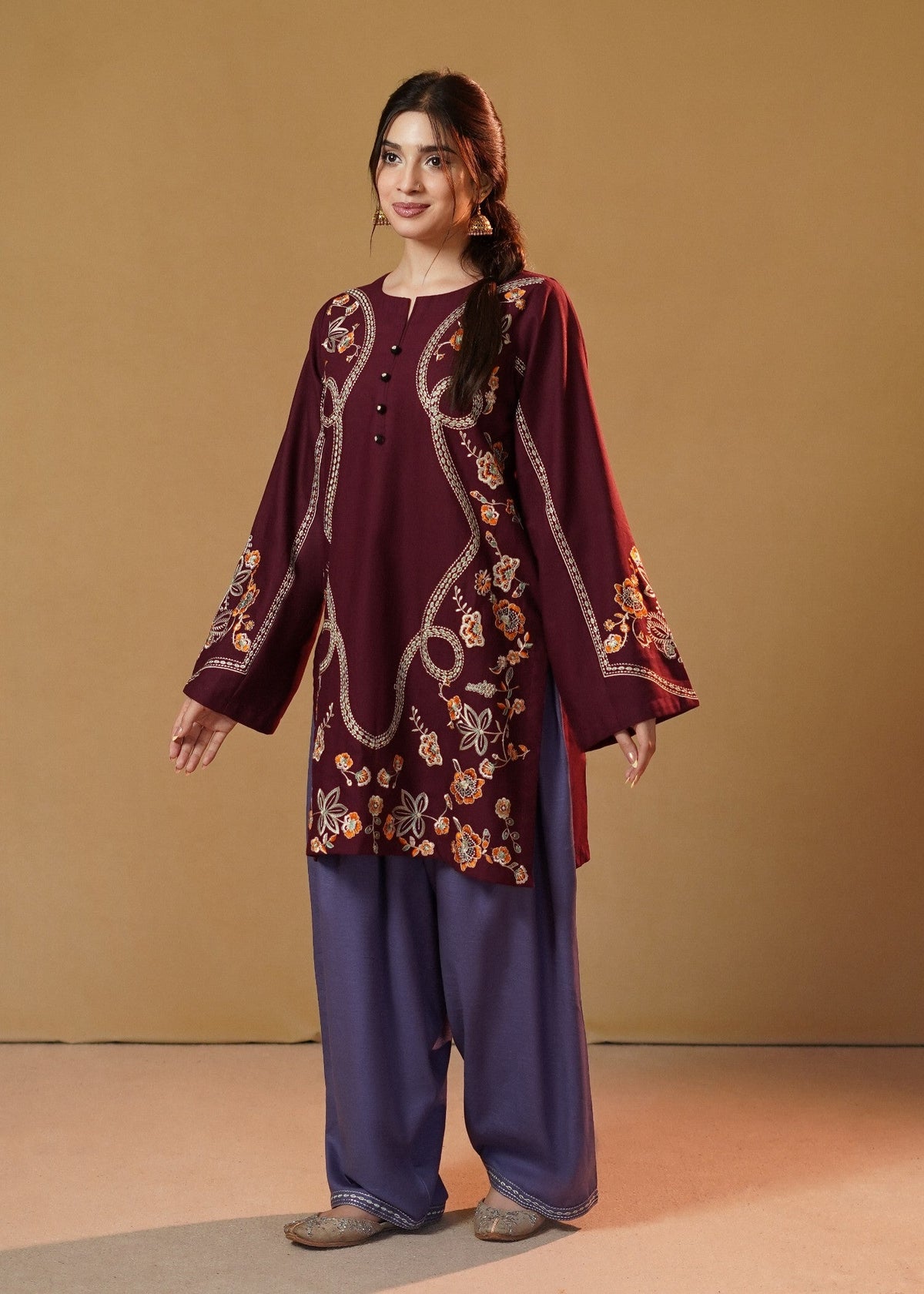 Lilac Plum Embroidered Slub Khaddar Kurta Set Online in Dubai UAE Abudhabi Ajman Sharjah