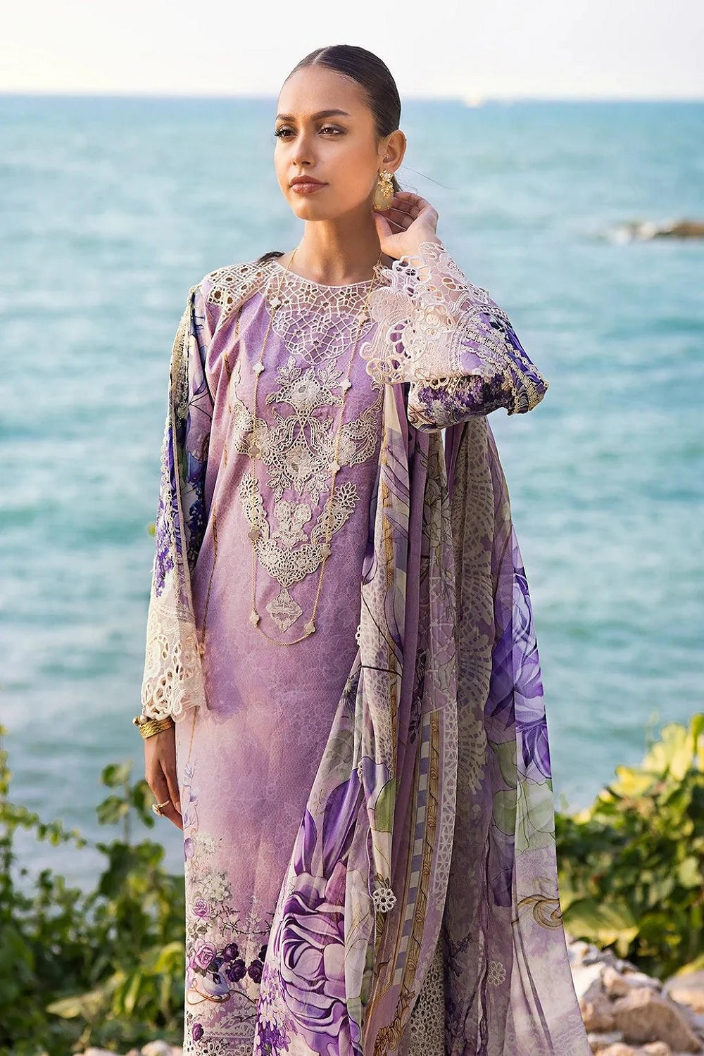 Lilac Lawn Suit with Chiffon Dupatta