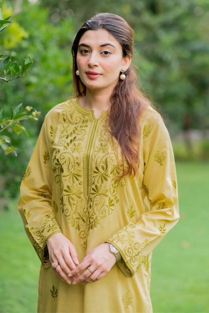 Embroidered Kurta with Straight Pants