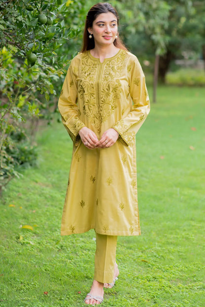 Embroidered Kurta with Straight Pants