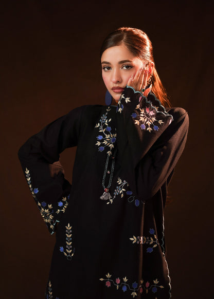 Loose Fit Black Slub Khaddar Kurta Set Online in UK USA Canada