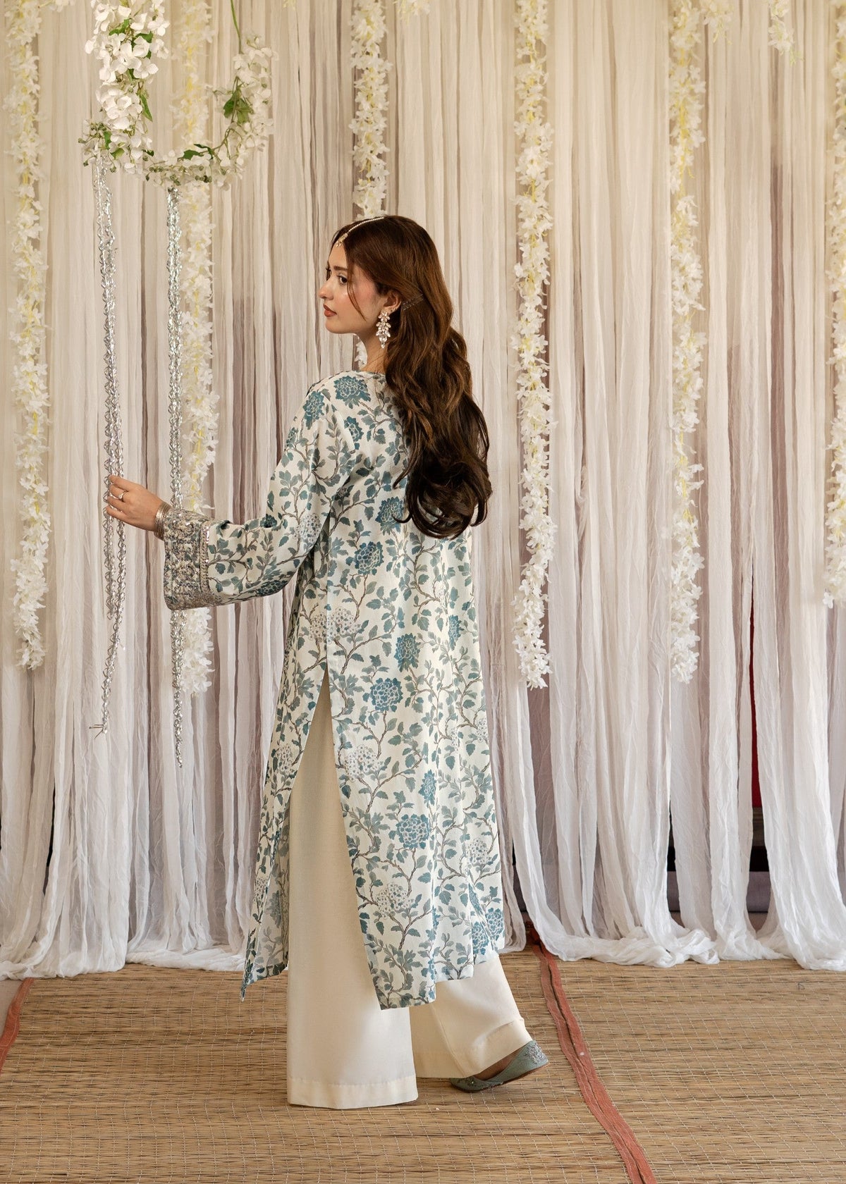 Loose Fit Floral Print Lawn Kurta Set Online in UK USA Canada