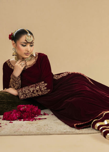 Maroon Embroidered Velvet Lehenga Choli Online in KSA Riyadh Saudi Arabia Oman Bahrain Qatar
