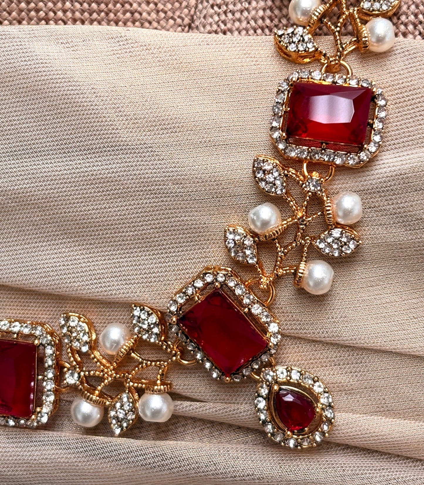 Maroon Gold Plated Choker Set Online in KSA Riyadh Saudi Arabia Oman Bahrain Qatar