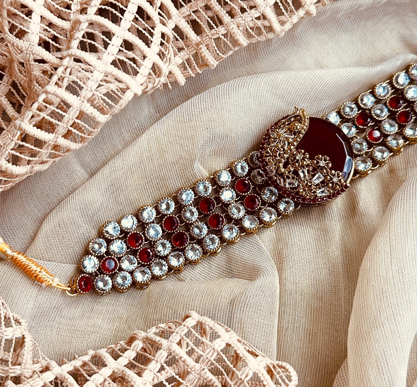 Maroon Necklace Set for Mehndi Online in KSA Riyadh Saudi Arabia Oman Bahrain Qatar