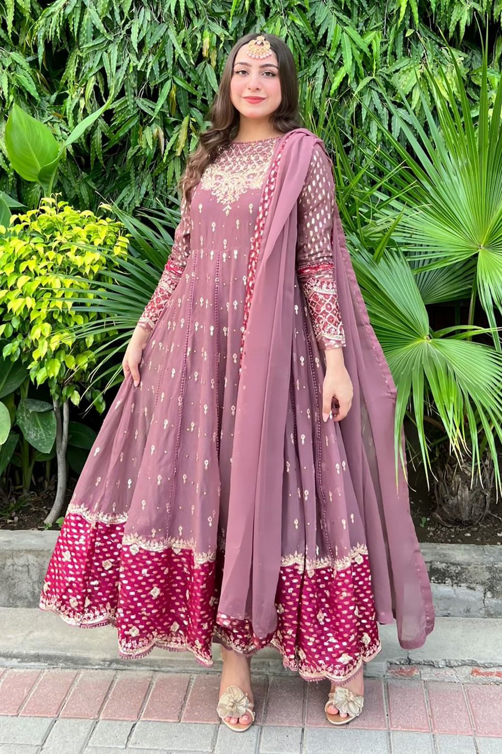 Mauve Pink Embellished Georgette Chiffon Partywear Suit Online in Dubai UAE Abudhabi Ajman Sharjah
