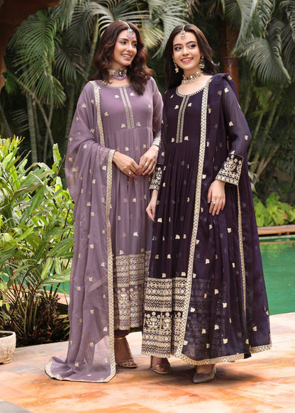 Mauve Pink Embroidered Chiffon 3 Piece Suit Online in KSA Riyadh Saudi Arabia Oman Bahrain Qatar