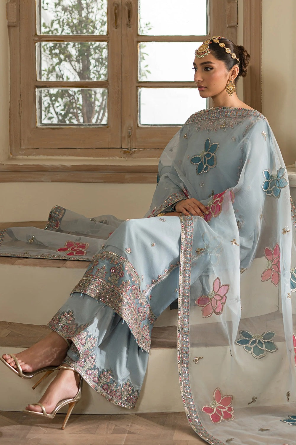 Mint Green Embroidered Raw Silk Salwar Kameez Online in KSA Riyadh Saudi Arabia Oman Bahrain Qatar