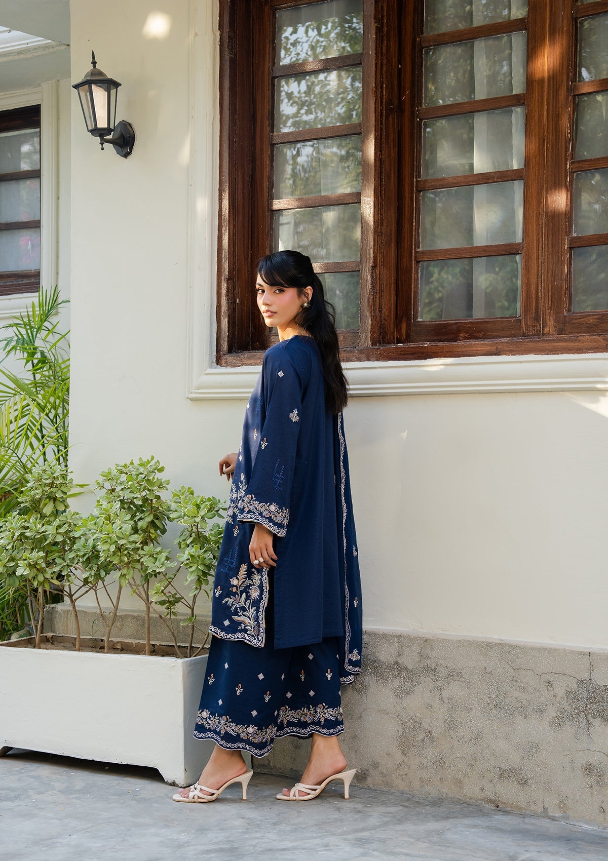 Navy Blue Lawn Embroidered Pakistani Suit Online in KSA Riyadh Saudi Arabia Oman Bahrain Qatar