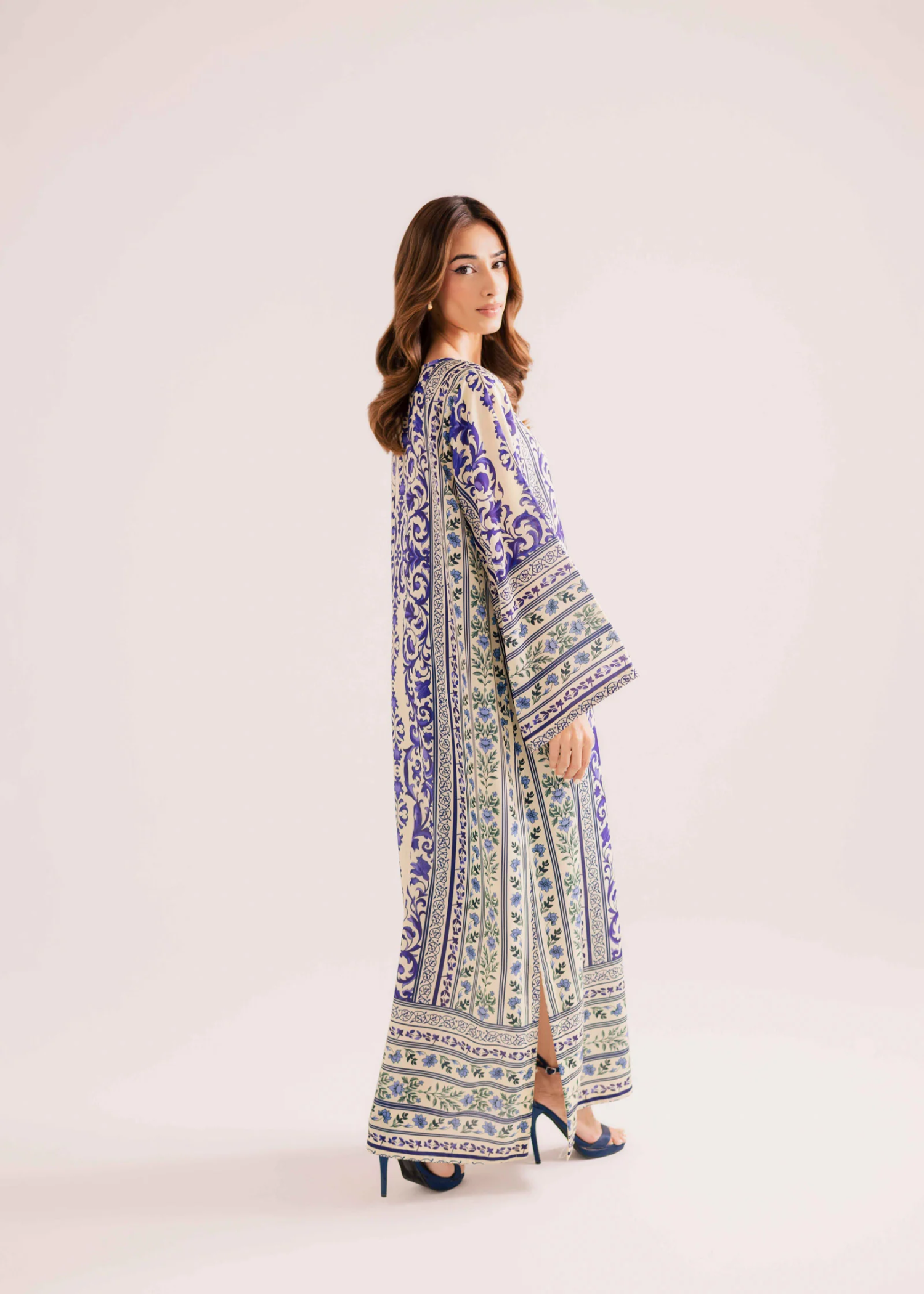 Navy Blue White Raw Silk Kaftan Dress Online in KSA Riyadh Saudi Arabia Oman Bahrain Qatar