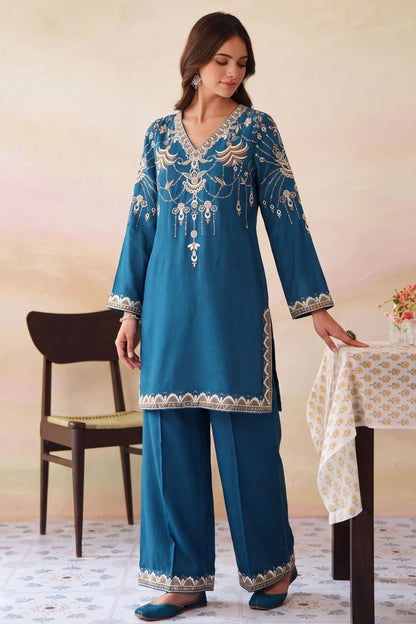 Ocean Blue Embroidered Dhanak Kurta Set Online in Dubai UAE Abudhabi Ajman Sharjah