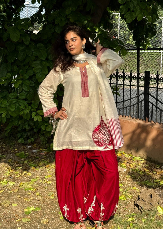 Off-White Embroidered Cotton Kurta Set Online in UK USA Canada
