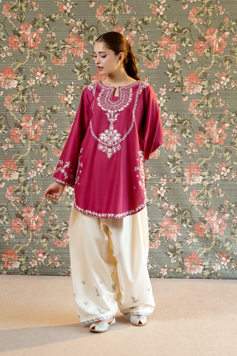 Off-White Embroidered Lawn Farshi Shalwar Kurta Set Online in Dubai UAE Abudhabi Ajman Sharjah