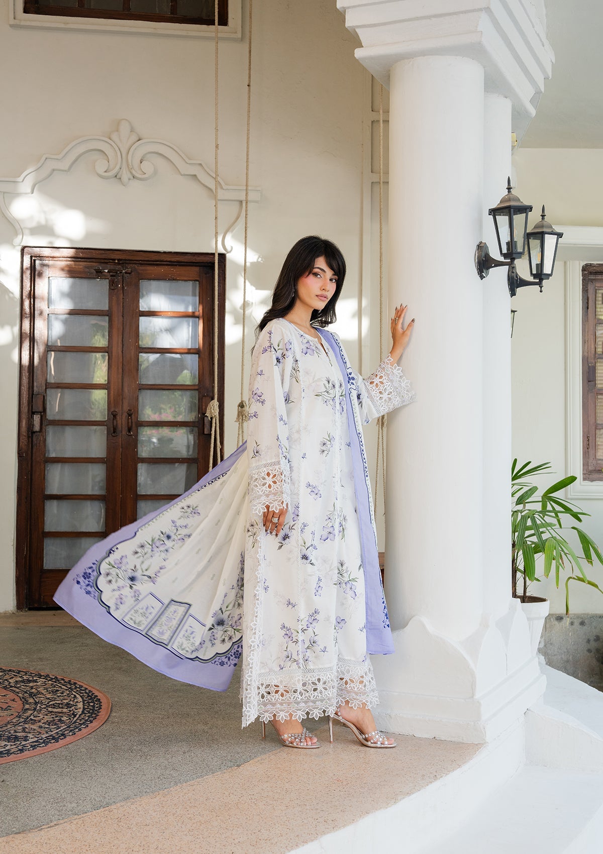 Off-White Embroidered Lawn Salwar Kameez Online in KSA Riyadh Saudi Arabia Oman Bahrain Qatar