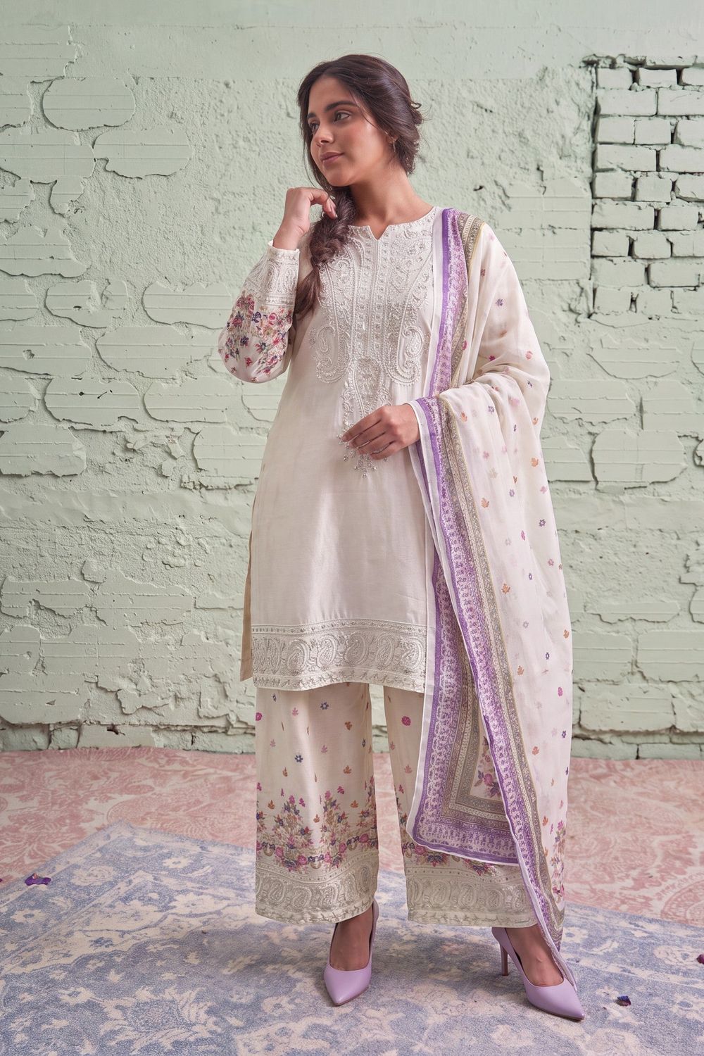 Off-White Embroidered Lawn Shalwar Kameez Online in Dubai UAE Abudhabi Ajman Sharjah
